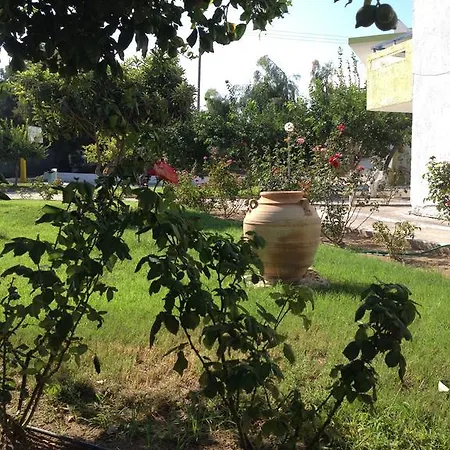 Apartahotel Black Diamond Cos