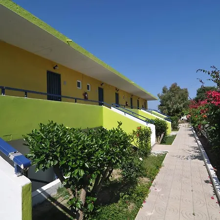 Black Diamond Aparthotel 3*